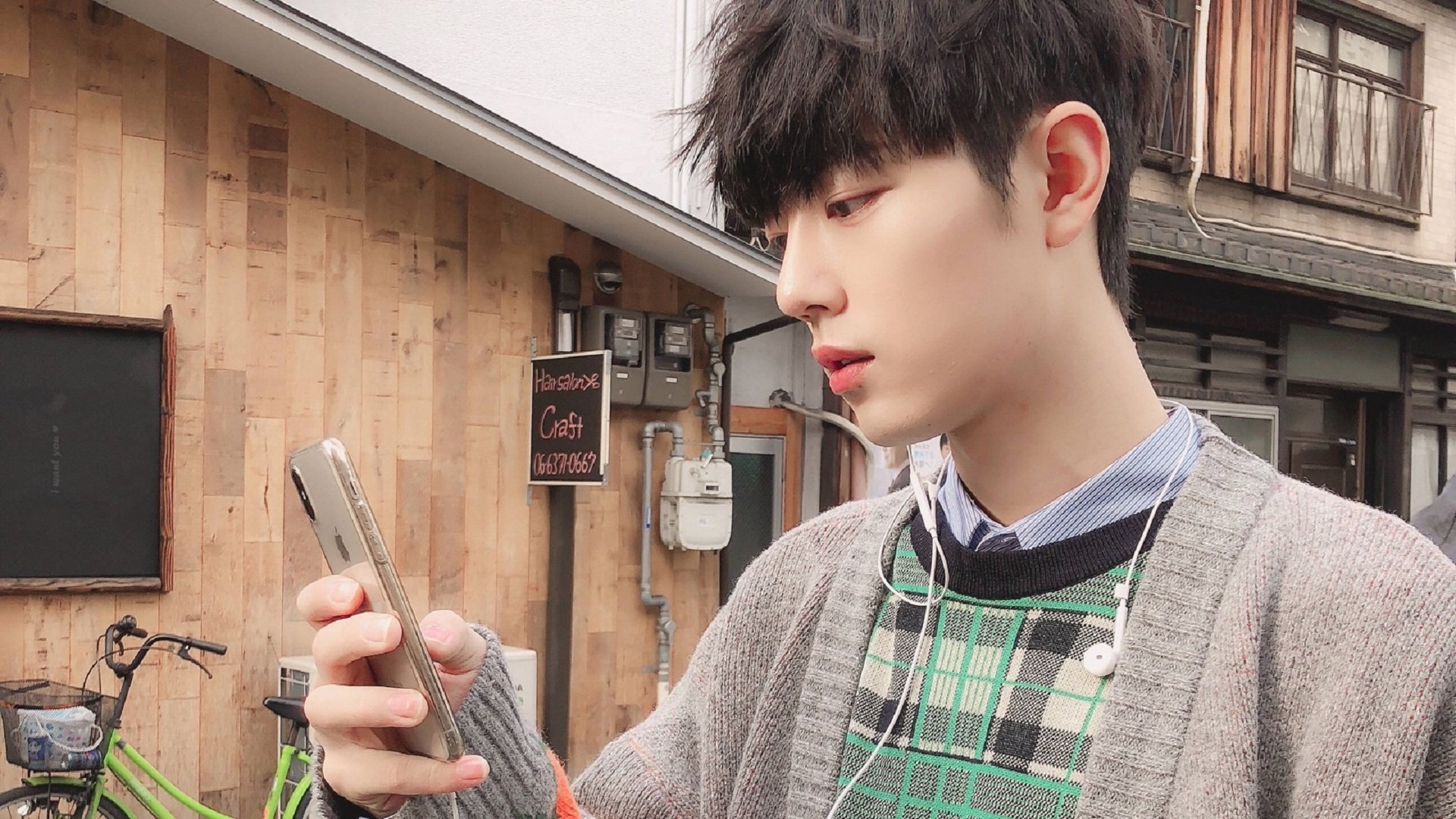 仰泳选手后程冲刺稳定发力，仰泳怎么看后面